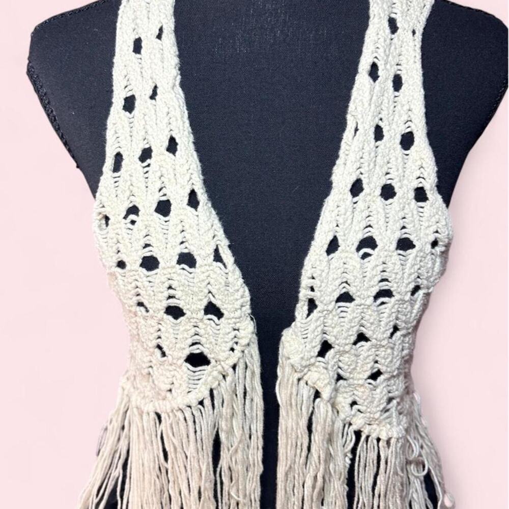 Hollister open-knit crochet vest Boho festival coquette western cottagecore